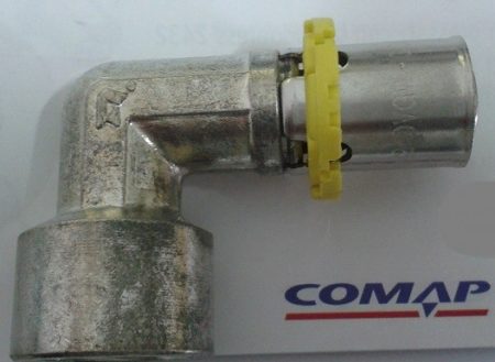 GOMITO MULTISTRATO GAS 26X3/4 A PINZARE FEMMINA COMAP